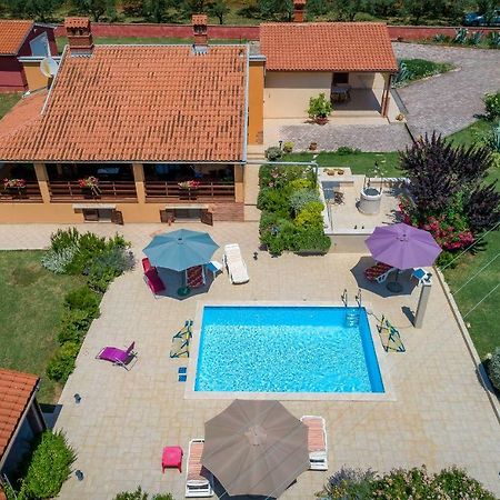 Hacienda Rosemary Villa Muntić Eksteriør bilde