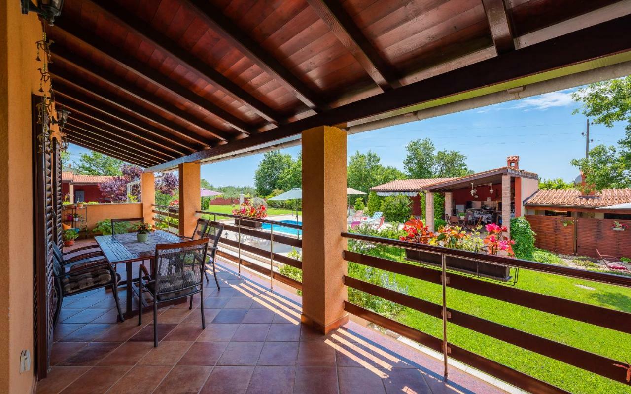 Hacienda Rosemary Villa Muntić Eksteriør bilde