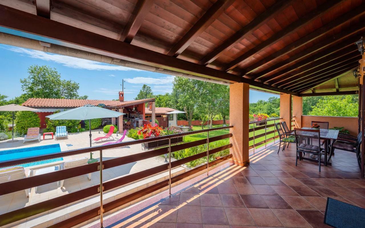 Hacienda Rosemary Villa Muntić Eksteriør bilde