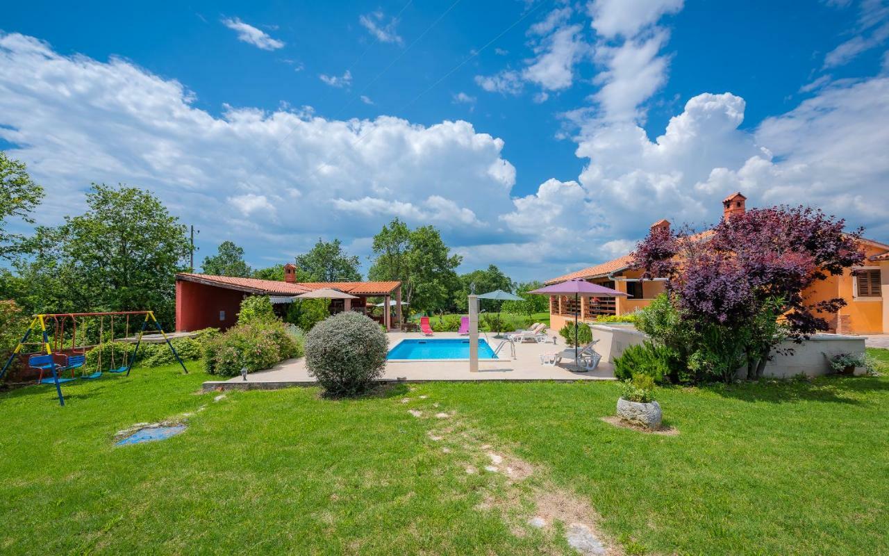 Hacienda Rosemary Villa Muntić Eksteriør bilde