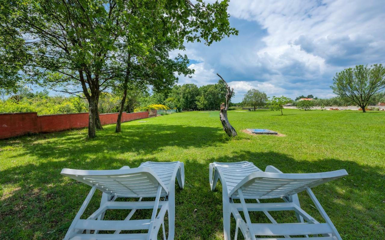 Hacienda Rosemary Villa Muntić Eksteriør bilde