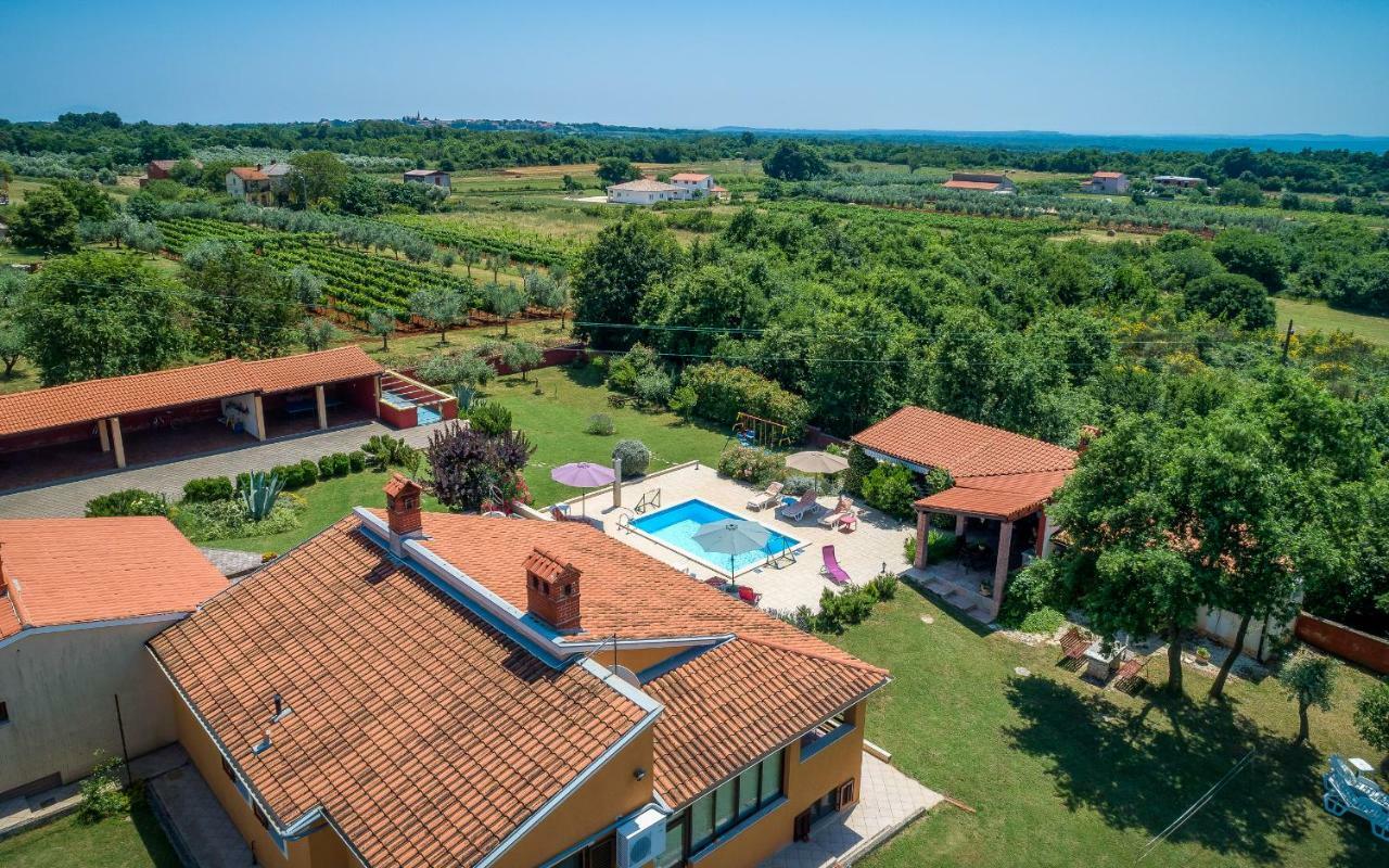 Hacienda Rosemary Villa Muntić Eksteriør bilde