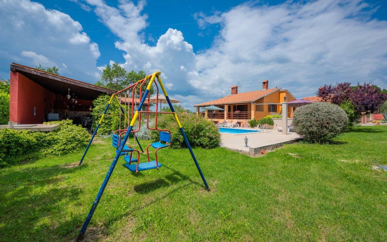 Hacienda Rosemary Villa Muntić Eksteriør bilde