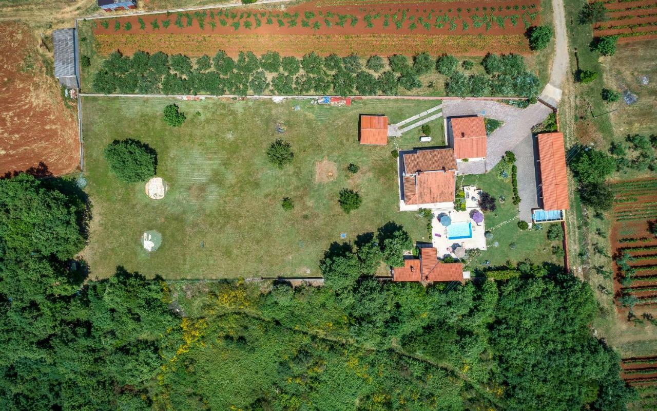 Hacienda Rosemary Villa Muntić Eksteriør bilde