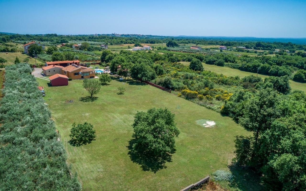 Hacienda Rosemary Villa Muntić Eksteriør bilde
