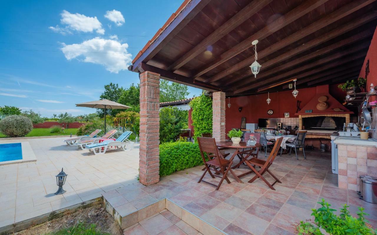 Hacienda Rosemary Villa Muntić Eksteriør bilde